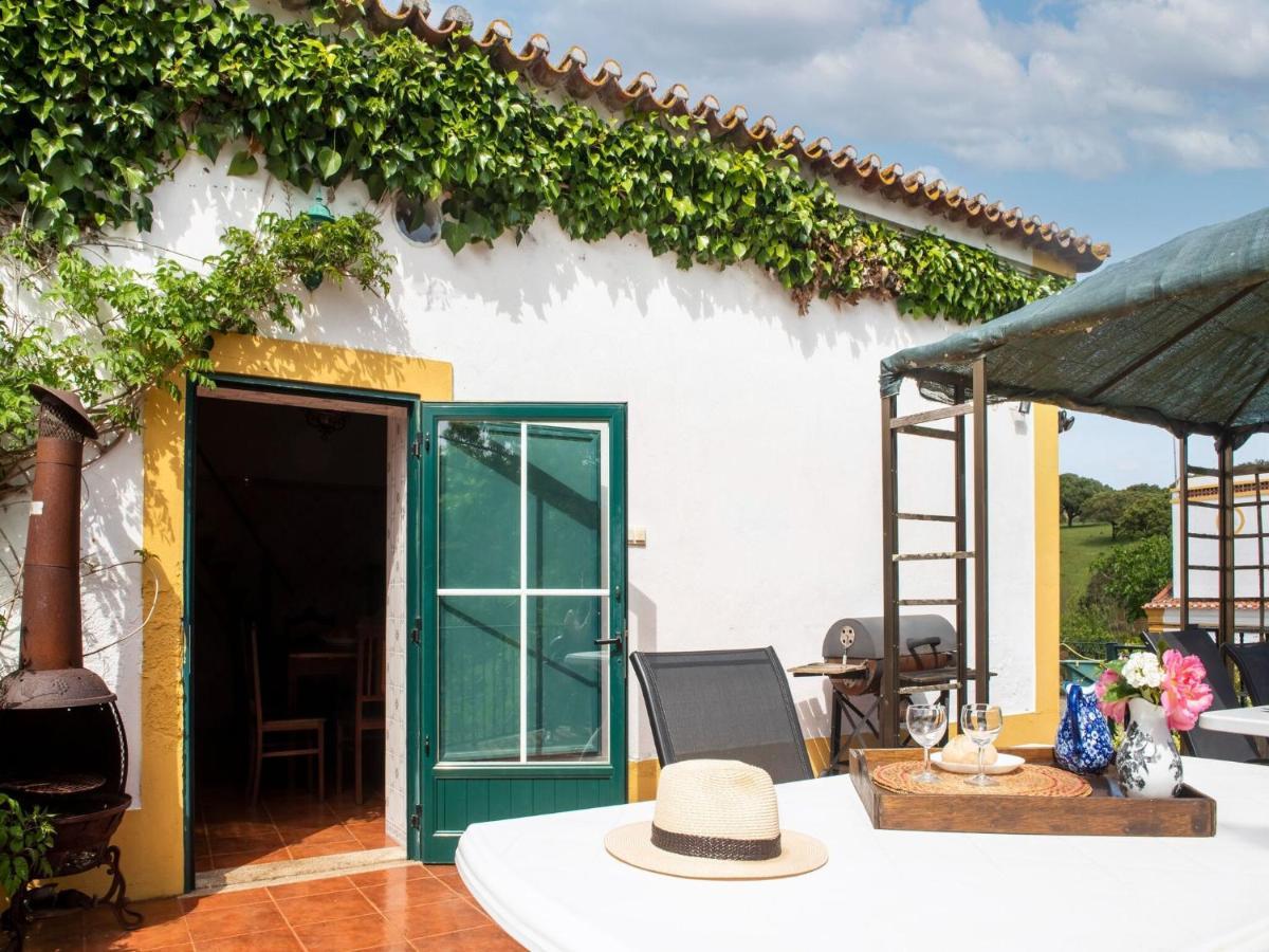 Vila House With Authentic Tiling And Antique Furniture Montemor-o-Novo Exteriér fotografie