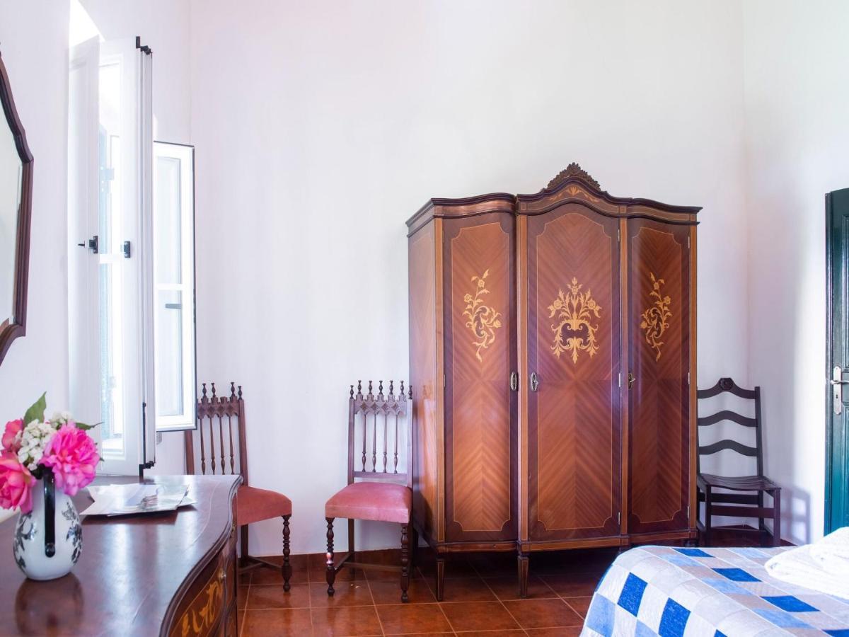 Vila House With Authentic Tiling And Antique Furniture Montemor-o-Novo Exteriér fotografie